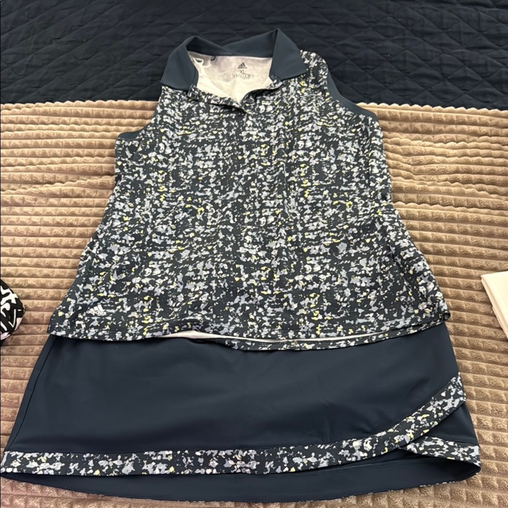 Navy and White Patterned Sleeveless Golf Set